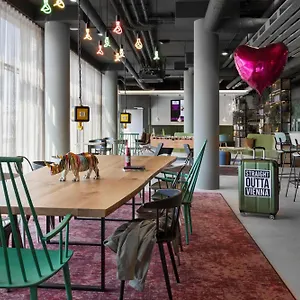 Hotel Moxy East, Vienna