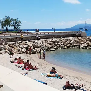 https://le-salvator.fr-provencehotel.com