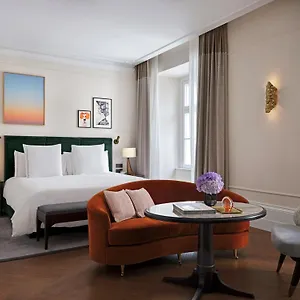 Rosewood ***** Bécs