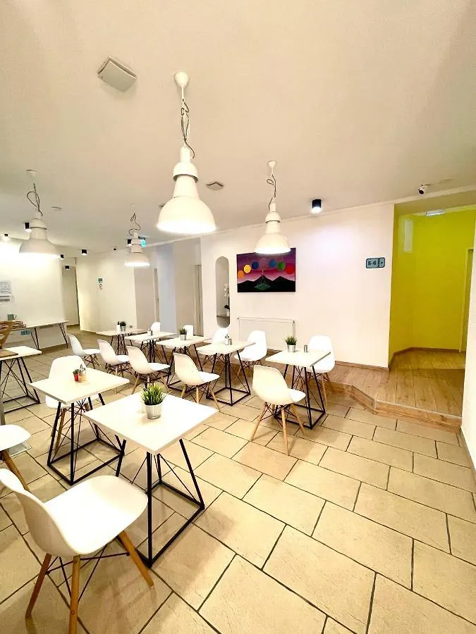***  Dan In'N Out Guest House Vienna Austria