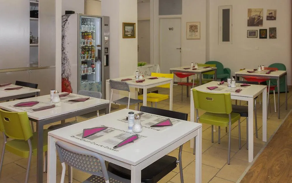 Affittacamere Hotel Dan In'N Out Vienna