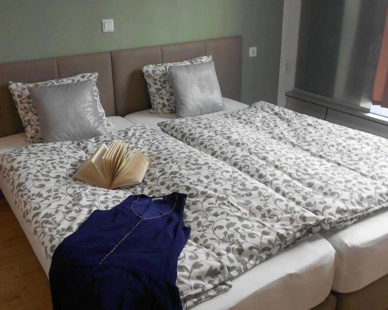 Dan In'N Out Guest House Vienna 3*,  Austria