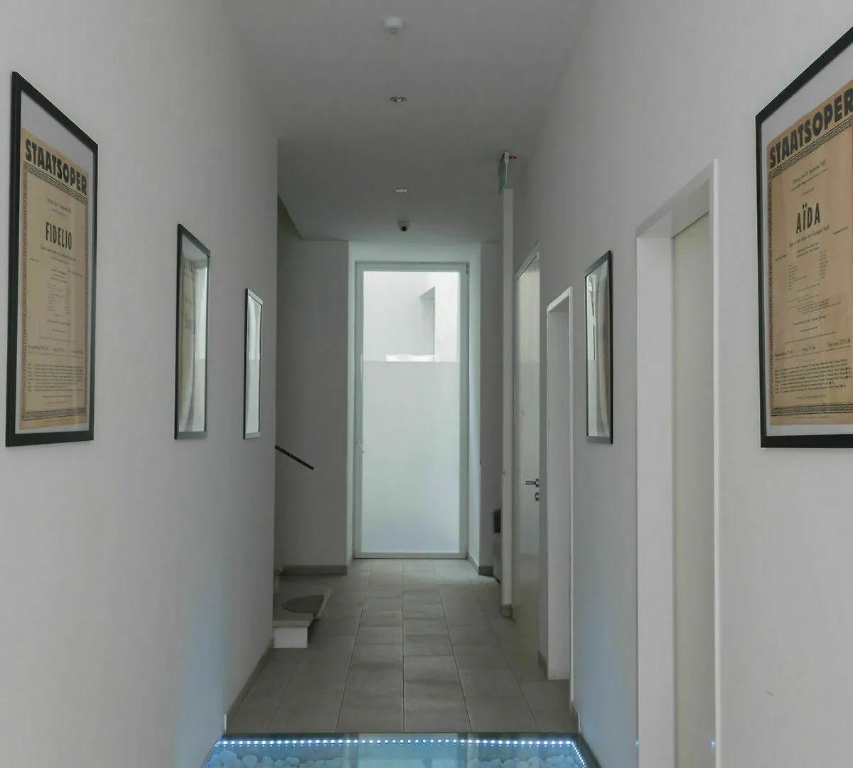 Dan In'N Out Guest House Vienna